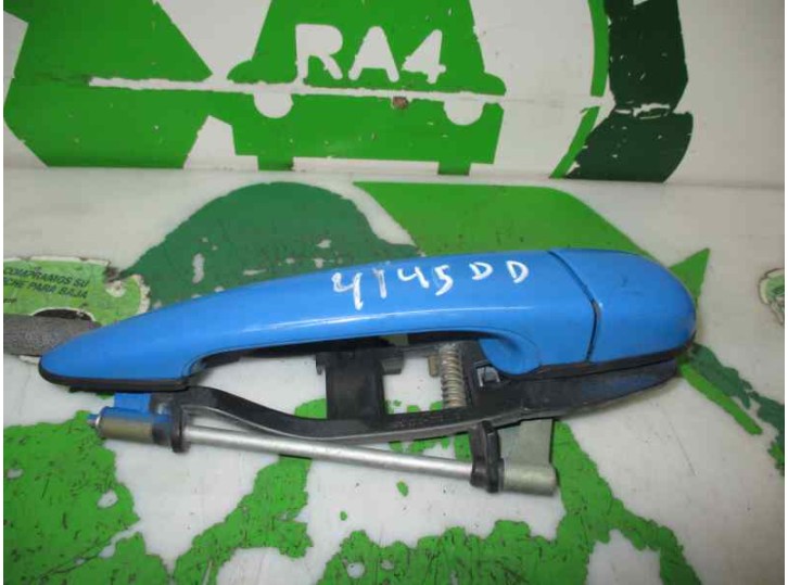 Recambio de maneta exterior delantera derecha para bmw serie 3 berlina (e46) 3.0 turbodiesel referencia OEM IAM AZUL 