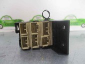 Recambio de caja reles / fusibles para toyota avensis wagon (t25) 2.2 d-4d cat referencia OEM IAM 8273405030 