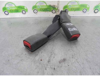 Recambio de enganche cinturon para toyota avensis wagon (t25) 2.2 d-4d cat referencia OEM IAM 5 PUERTAS