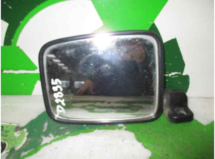 Recambio de retrovisor derecho para mazda pick up 2.6 referencia OEM IAM MANUAL