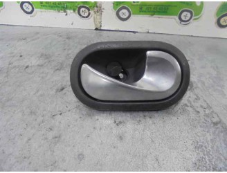 Recambio de maneta interior trasera derecha para renault megane ii classic berlina 1.9 dci diesel referencia OEM IAM 8200028486 