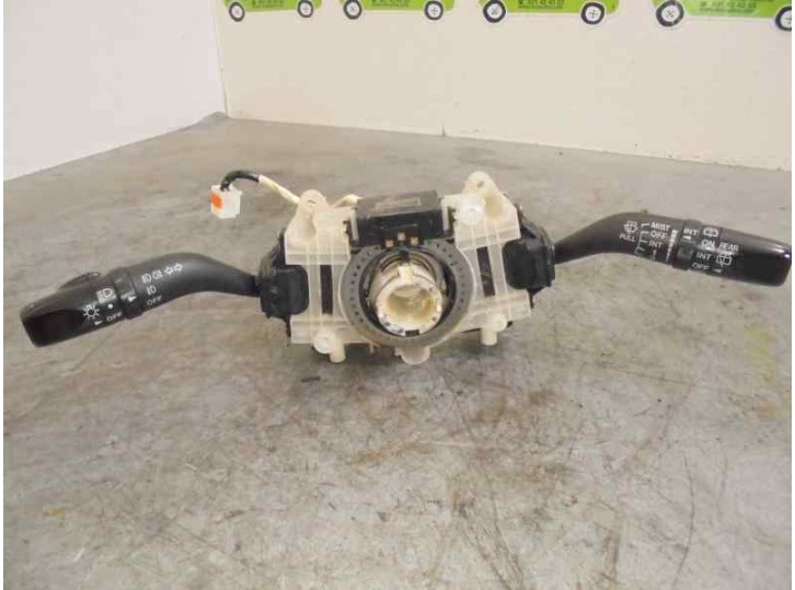 Recambio de mando luces para mazda 6 monovolumen (gy) 2.0 diesel cat referencia OEM IAM GJ5M 17D318 