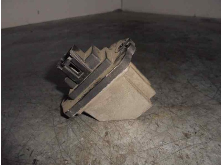 Recambio de resistencia calefaccion para mazda 6 monovolumen (gy) 2.0 diesel cat referencia OEM IAM 8603101970 4506 