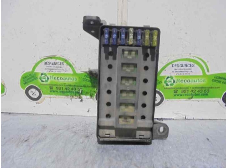 Recambio de caja reles / fusibles para mg serie 200 (rf) 2.0 turbodiesel referencia OEM IAM YQE102830 005442101296 