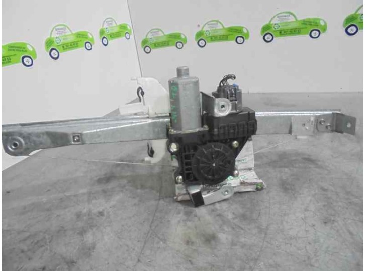 Recambio de elevalunas trasero derecho para ford mondeo iii sedán (b4y) 2.0 16v referencia OEM IAM 8 PINES 5 PUERTAS
