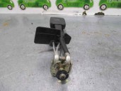 Recambio de enganche cinturon para volkswagen passat berlina (3b3) 1.9 tdi referencia OEM IAM 3B0857739A TRA IZQ 5 PUERTAS