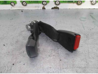 Recambio de enganche cinturon para bmw serie 3 berlina (e46) 3.0 turbodiesel referencia OEM IAM 8242767 62860B 4 PUERTAS