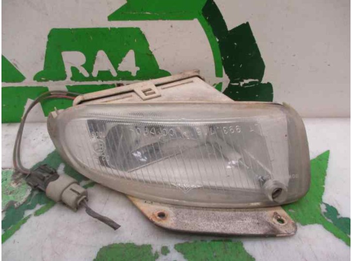 Recambio de faro antiniebla izquierdo para chrysler voyager (gs) 2.5 turbodiesel referencia OEM IAM 04676539  