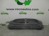 Recambio de rejilla delantera para chrysler voyager (gs) 2.5 turbodiesel referencia OEM IAM 04576955 NEGRA 