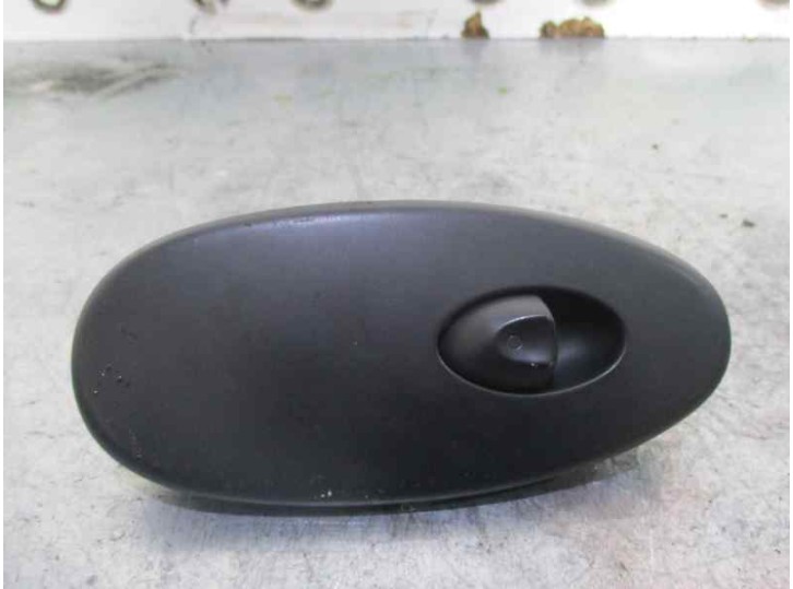 Recambio de mando elevalunas delantero derecho para mg serie 75 (rj) 2.0 16v cdti referencia OEM IAM YUD100731PUY  