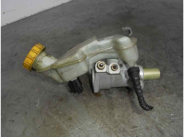 Recambio de bomba freno para ford fiesta (cbk) 1.4 tdci cat referencia OEM IAM V603120S69 0335088494 ATE