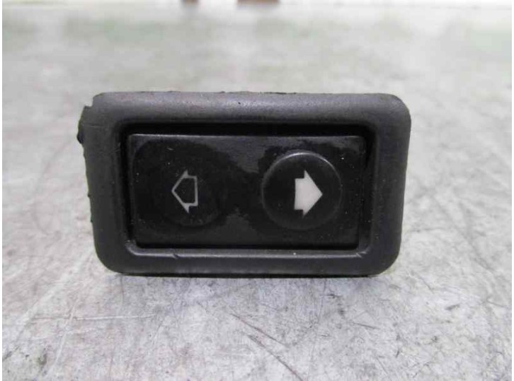 Recambio de mando elevalunas trasero izquierdo para bmw serie 3 berlina (e36) 1.8 cat (m43) referencia OEM IAM 