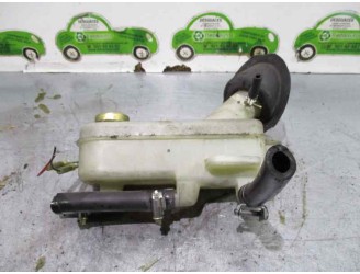 Recambio de deposito servo para nissan atleon nissan atleon referencia OEM IAM 76047025 76047025 LUCAS