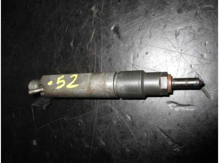 Replacement injector for Seat Ibiza (6K1) 1.9 TDI OEM IAM reference 038130201G 0432193733 BOSCH