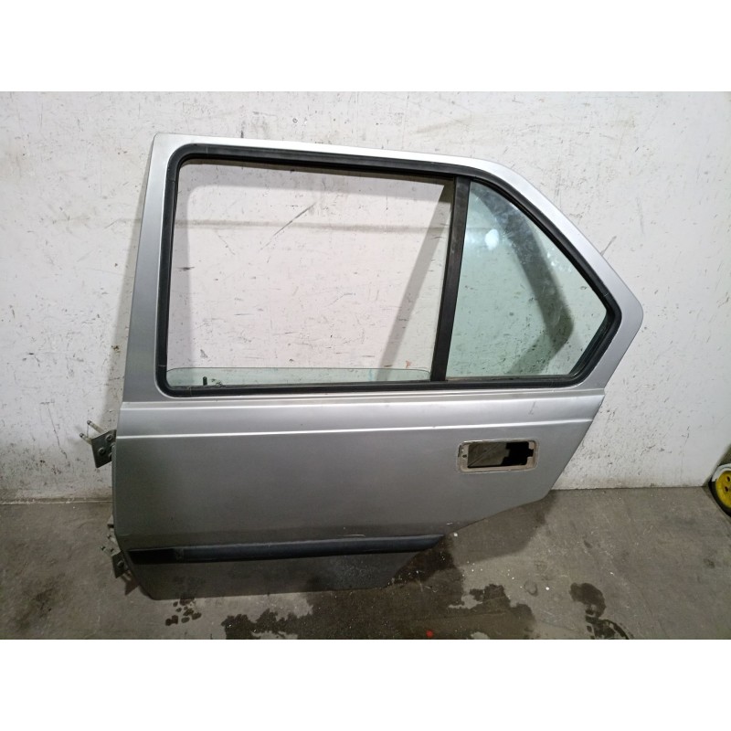 Recambio de puerta trasera izquierda para volvo 340-360 (343, 345) 2.0 referencia OEM IAM 3287374 3287374 