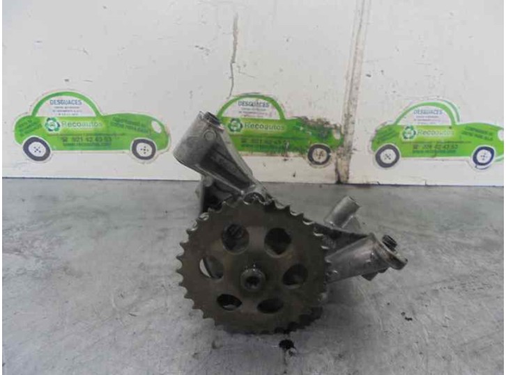 Recambio de bomba aceite para seat cordoba berlina (6k2) 1.9 tdi referencia OEM IAM 06A115105 670815552 