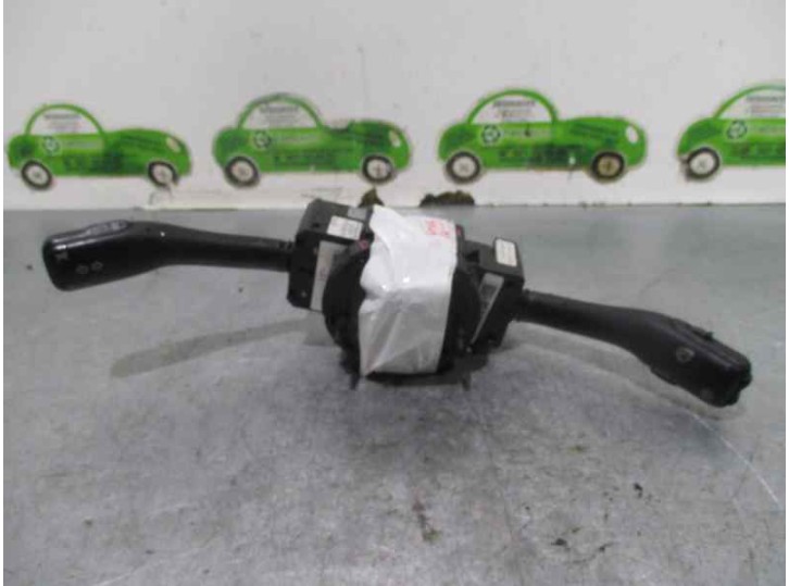 Replacement light switch for Volkswagen Passat sedan (3B2) 1.9 TDI OEM IAM reference 8L0953513G 202852 