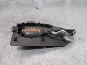 Replacement left front interior door handle for Peugeot 307 break / SW (S1) 2.0 HDI FAP CAT OEM IAM reference BOX 6 