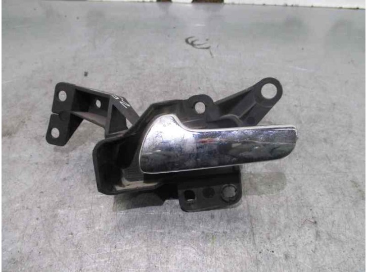 Replacement left front interior door handle for Opel Zafira A 2.2 16V DTI CAT (Y 22 DTR / L50) OEM IAM reference 400608 CA
