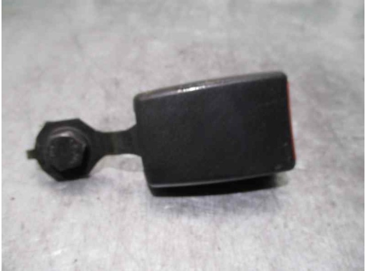 Recambio de enganche cinturon para smart micro compact car 0.6 referencia OEM IAM 0000871V014 62363032 3 PUERTAS