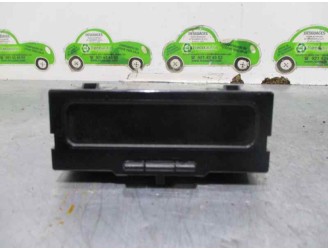 Recambio de pantalla multifuncion para renault megane grand tour 1.9 referencia OEM IAM 8200107839 216676711 SAGEM