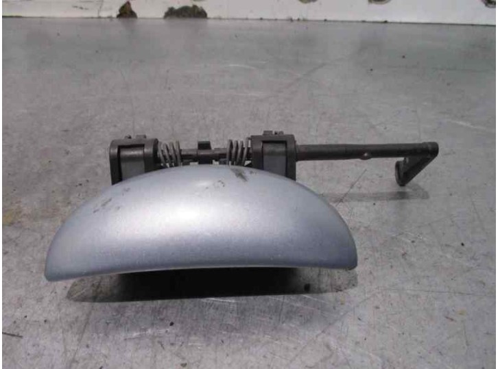 Recambio de maneta exterior delantera izquierda para peugeot 206 berlina 1.4 hdi referencia OEM IAM  CAJA 7 