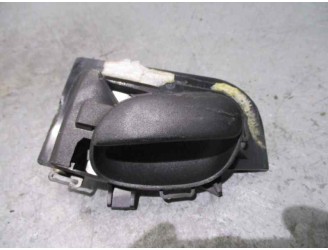 Recambio de maneta interior delantera derecha para peugeot 206 berlina 1.4 hdi referencia OEM IAM 9623698077 3 PUERTAS