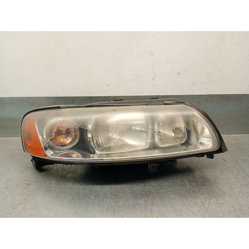 Recambio de faro derecho para volvo s60 i (384) 2.4 referencia OEM IAM 30698826 30698826 89900256 VALEO