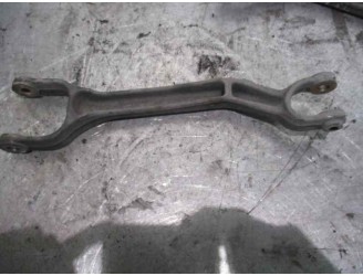 Recambio de brazo suspension inferior trasero derecho para volvo xc90 2.4 diesel cat referencia OEM IAM 8630783 