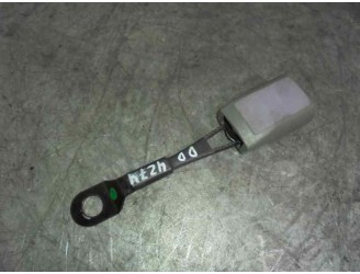 Recambio de enganche cinturon para chevrolet nubira berlina 2.0 diesel cat referencia OEM IAM 4 PUERTAS