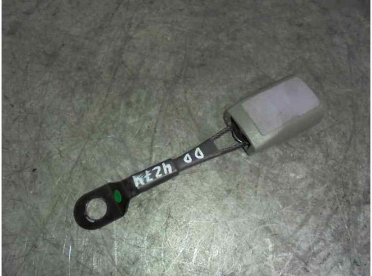 Recambio de enganche cinturon para chevrolet nubira berlina 2.0 diesel cat referencia OEM IAM 4 PUERTAS