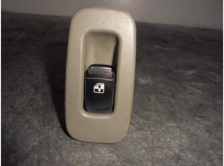 Recambio de mando elevalunas trasero derecho para chevrolet nubira berlina 2.0 diesel cat referencia OEM IAM 612W16200 