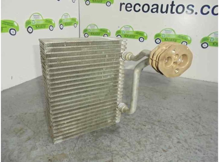 Recambio de evaporador aire acondicionado para renault megane grand tour 1.9 referencia OEM IAM 