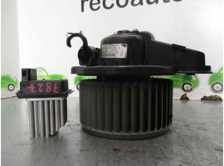 Recambio de motor calefaccion para audi a6 berlina (4b2) 2.4 v6 30v referencia OEM IAM 4B1820021B 0130111202 BOSCH
