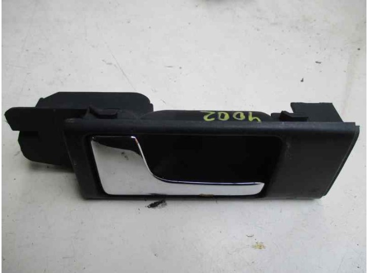 Recambio de maneta interior delantera izquierda para audi 100 berlina (c4) 2.6 v6 cat (abc) referencia OEM IAM CAJA 7 