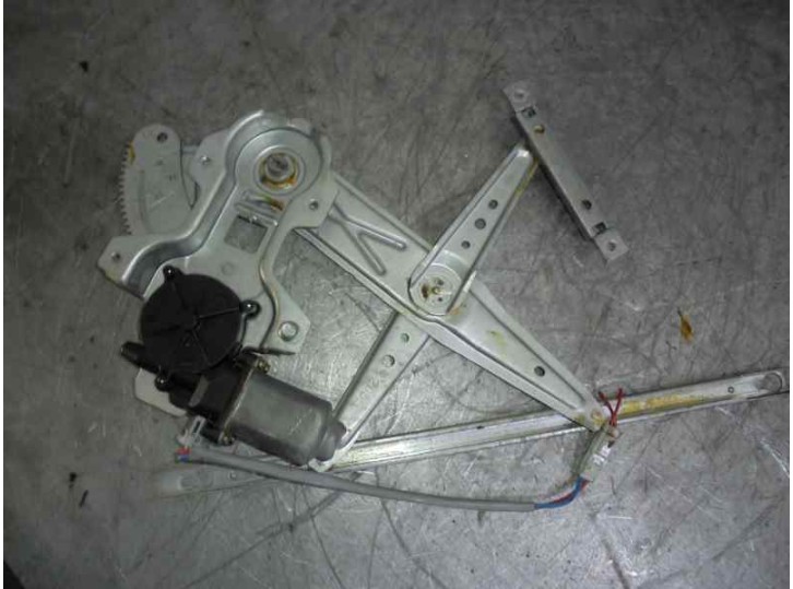 Replacement front right window regulator for MG Series 45 (RT) Club (4-door) OEM IAM reference 400676T2 2 PINS 5 DOORS.