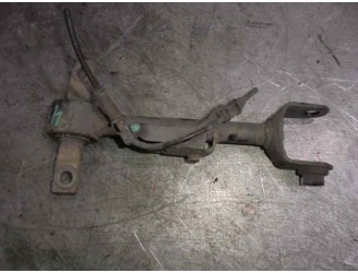 Recambio de brazo suspension inferior trasero izquierdo para honda civic berlina 3 (ep1/2) 1.7 cdti cat referencia OEM IAM   