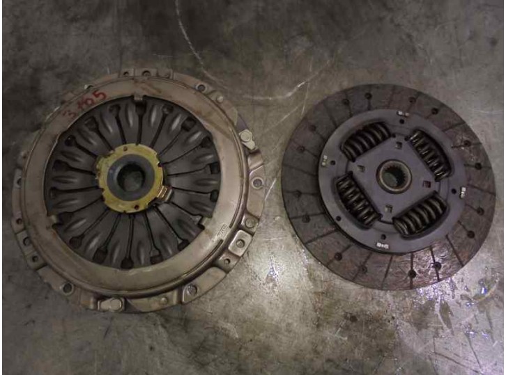 Recambio de kit embrague para hyundai elantra (xd) 2.0 crdi cat referencia OEM IAM HMC VALEO