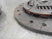 Replacement clutch kit for Hyundai Elantra (XD) 2.0 CRDi CAT OEM IAM reference HMC VALEO
