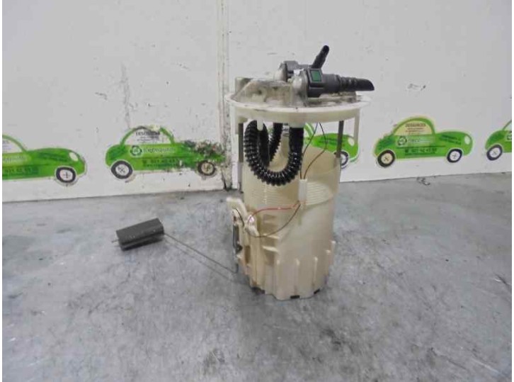 Recambio de aforador para renault megane ii berlina 5p 1.5 dci diesel referencia OEM IAM 82002888080 