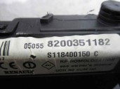 Recambio de caja reles / fusibles para renault megane ii berlina 5p 1.5 dci diesel referencia OEM IAM 8200351182 S118400150C SIE