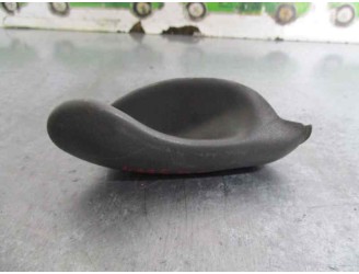 Replacement front right interior door handle for Fiat Multipla (186) 1.9 JTD CAT OEM IAM reference A739 