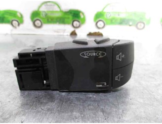 Recambio de mando radio volante para renault vel satis (bj0) 2.0 16v turbo referencia OEM IAM 7701049643 34442201AF 