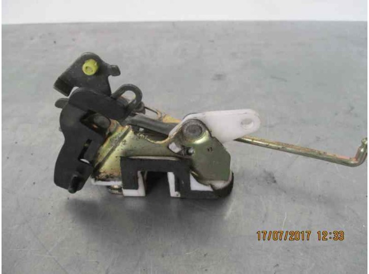 Recambio de cerradura puerta trasera derecha para hyundai lantra berlina (rd) 1.6 cat referencia OEM IAM   4 PUERTAS