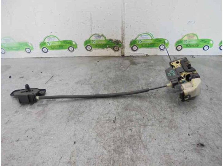 Recambio de cerradura puerta delantera derecha para lancia lancia y 1.4 cat referencia OEM IAM 6 PINES 3 PUERTAS