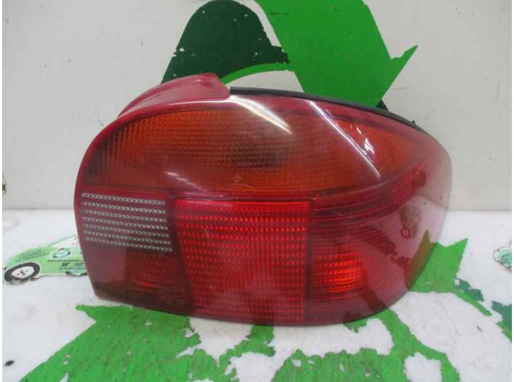 Recambio de piloto trasero derecho para ford mondeo berlina/familiar (fd) 1.8 16v cat referencia OEM IAM 5 PUERTAS 