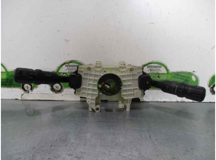 Replacement light switch for Hyundai Coupé (GK) 2.0 16V CAT OEM IAM reference 934002C110 