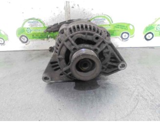 Recambio de alternador para nissan micra (k11) 1.3 16v cat referencia OEM IAM 2310054B62 0123115010 BOSCH