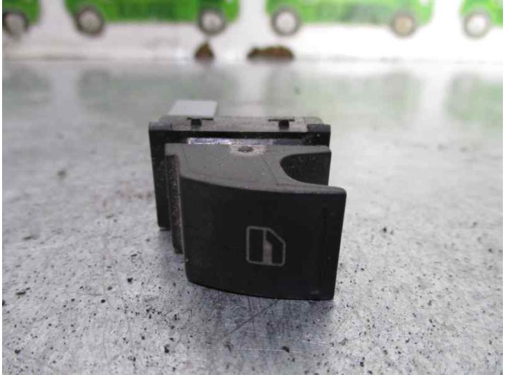 Recambio de mando elevalunas delantero derecho para volkswagen jetta (1k2) 2.0 tdi referencia OEM IAM 