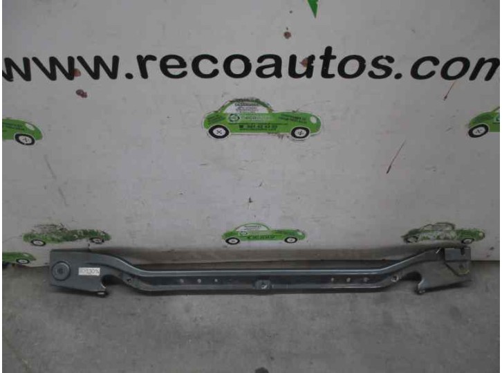 Recambio de panel frontal para renault rapid/express (f40) 1.6 diesel referencia OEM IAM  PARTE SUPERIOR 